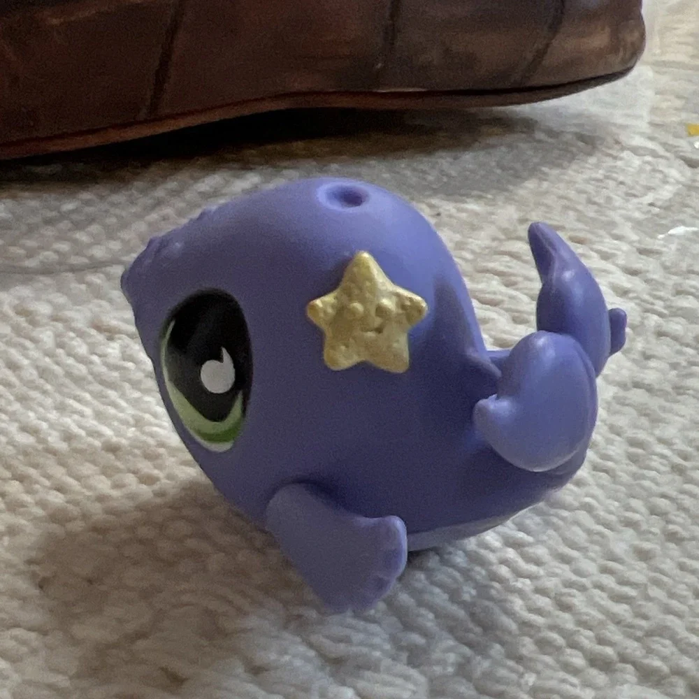 Littlest Pet Shop‎ # 031 Purple Whale Orange Starfish.